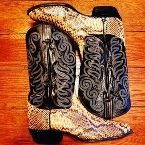TONY LAMA SNAKESKIN COWBOY BOOTS